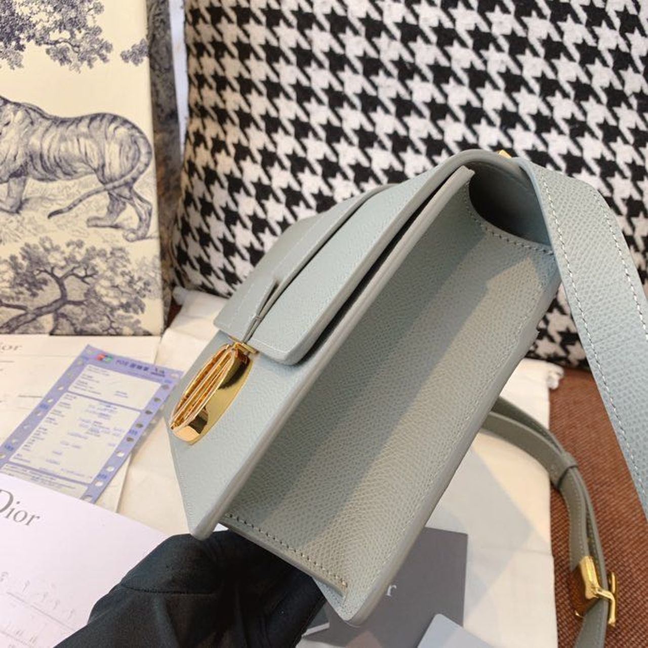 GLAMI MeGLAMIum 30 Montaigne Bag Blue-Gray Box For Women 24cm/9in CD