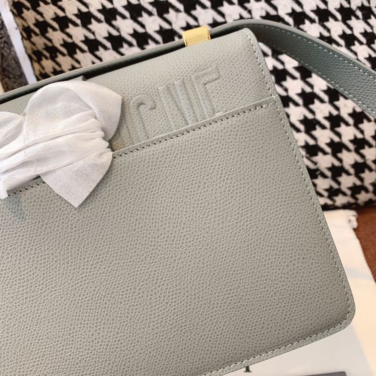 GLAMI MeGLAMIum 30 Montaigne Bag Blue-Gray Box For Women 24cm/9in CD