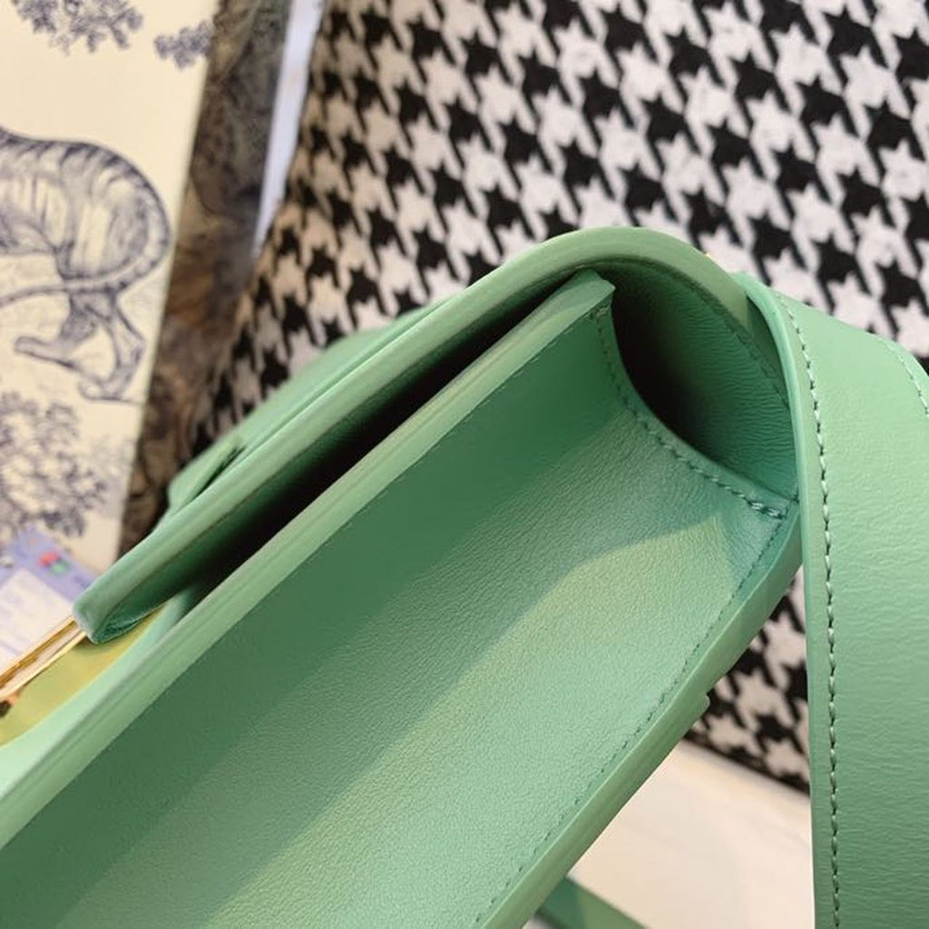 GLAMI MeGLAMIum 30 Montaigne Bag Deep Mint Green Box For Women 24cm/9in CD