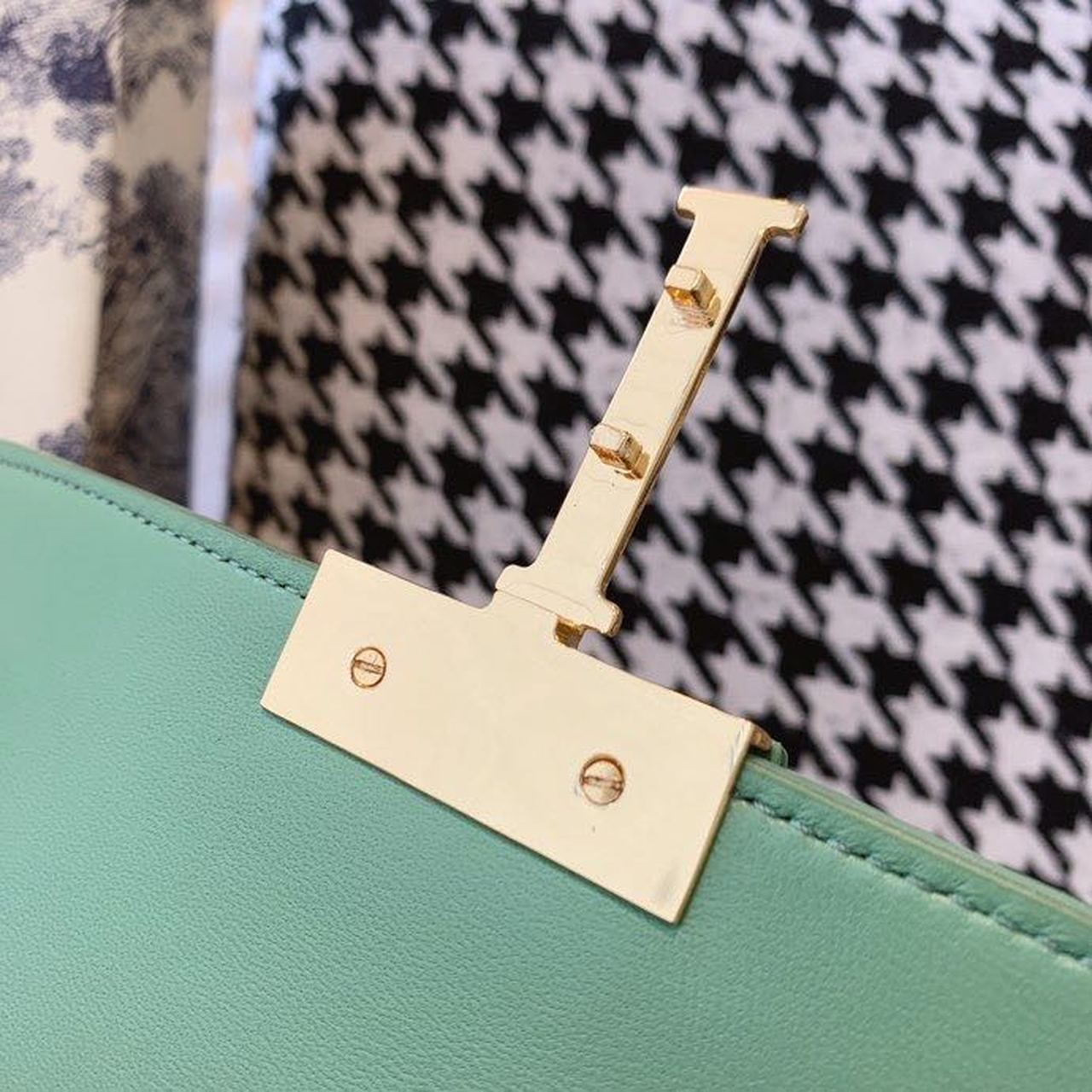 GLAMI MeGLAMIum 30 Montaigne Bag Deep Mint Green Box For Women 24cm/9in CD