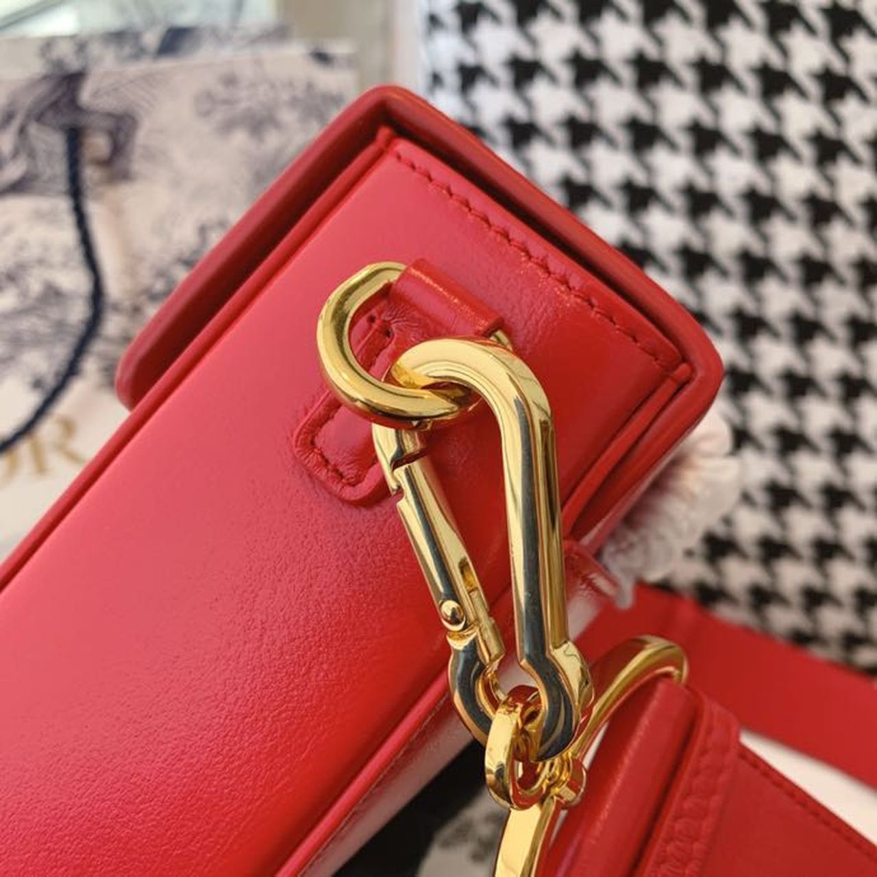 GLAMI Mini 30 Montaigne Bag Gold Toned Hardware Red For Women 18cm/7in CD