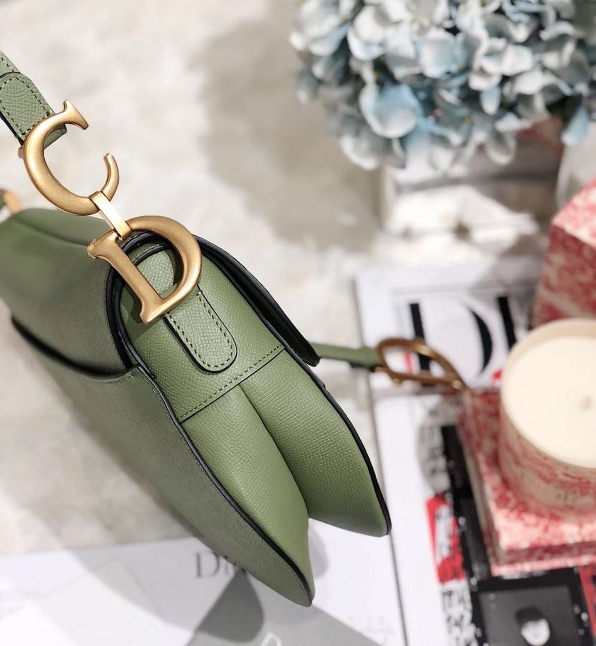GLAMI GLAMIdar Green Grained Saddle Bag Gold Toned Hardware Canvas For Women 25cm/10in CD M0446CBAA_M67H