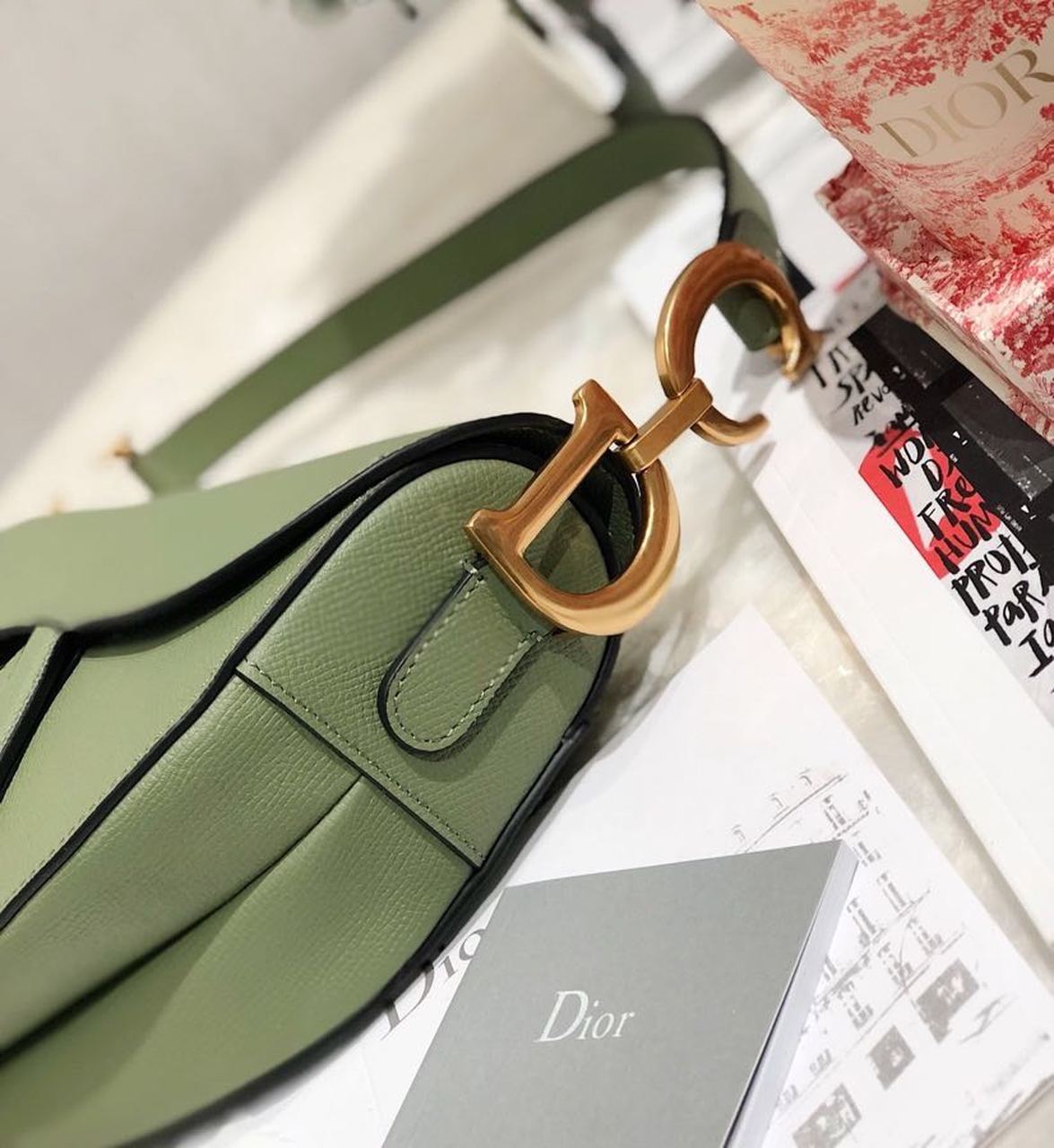 GLAMI GLAMIdar Green Grained Saddle Bag Gold Toned Hardware Canvas For Women 25cm/10in CD M0446CBAA_M67H