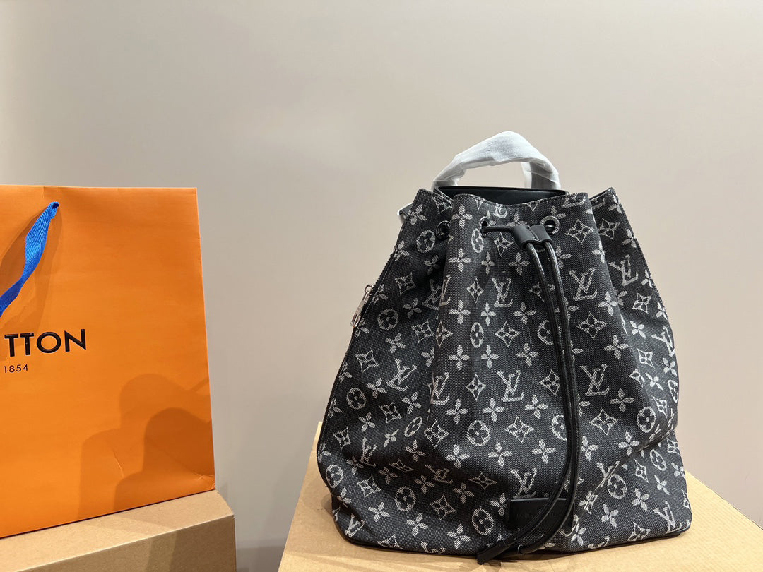 EN - Luxury Bags LUV 753