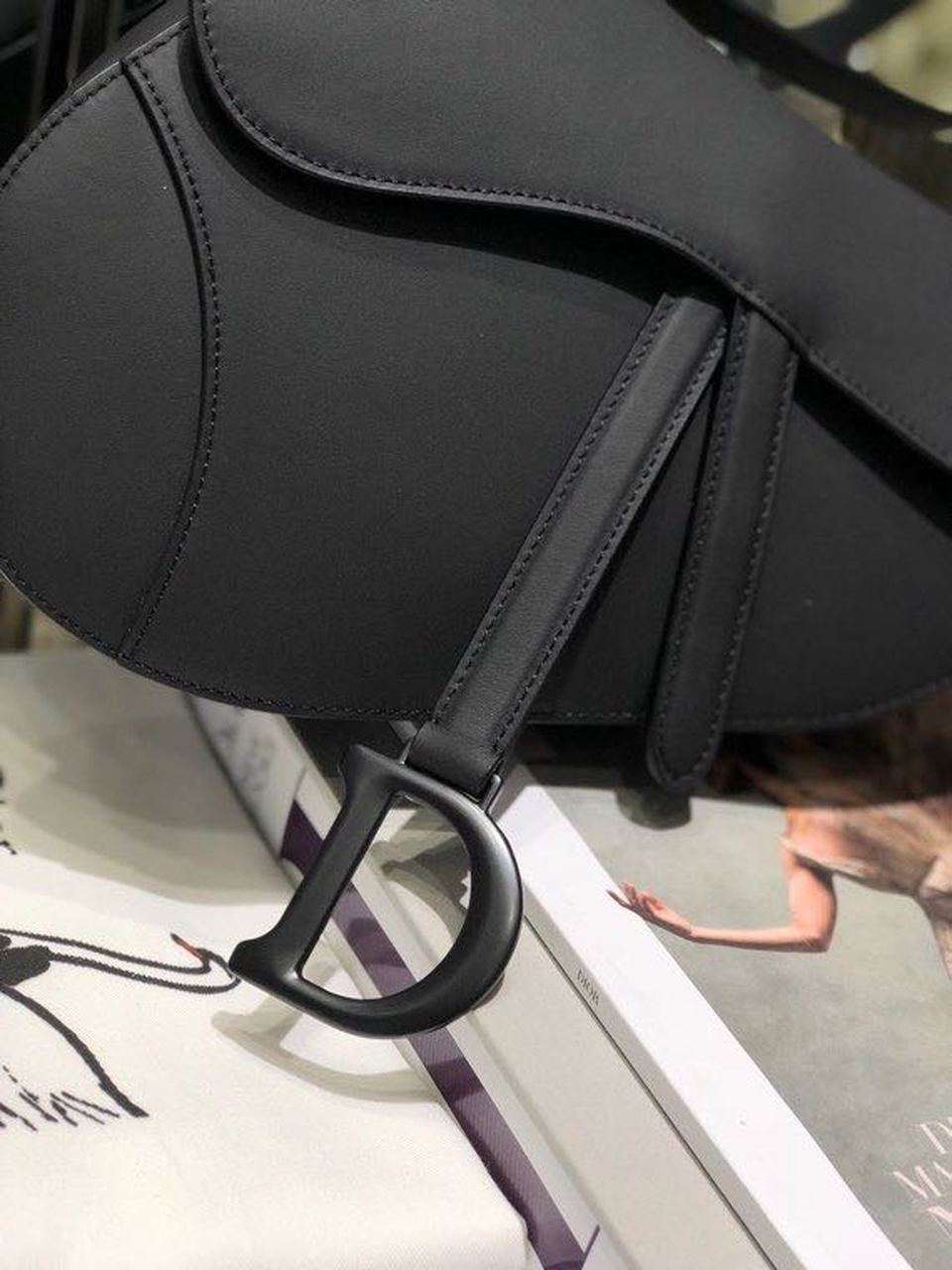 GLAMI Saddle Bag Black For Women 10in/26cm CD M0446SLLO_M989