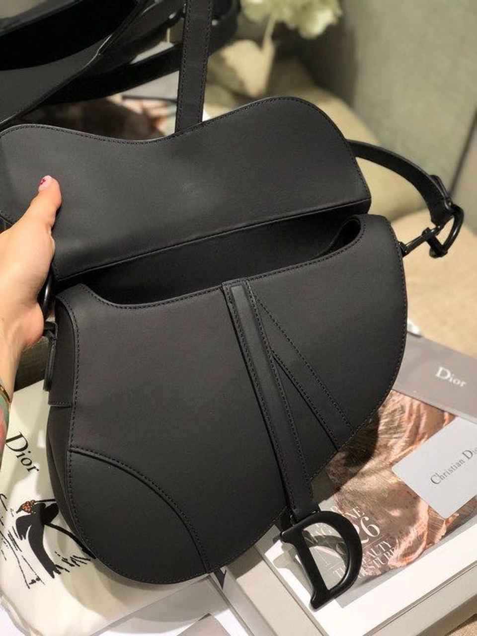 GLAMI Saddle Bag Black For Women 10in/26cm CD M0446SLLO_M989