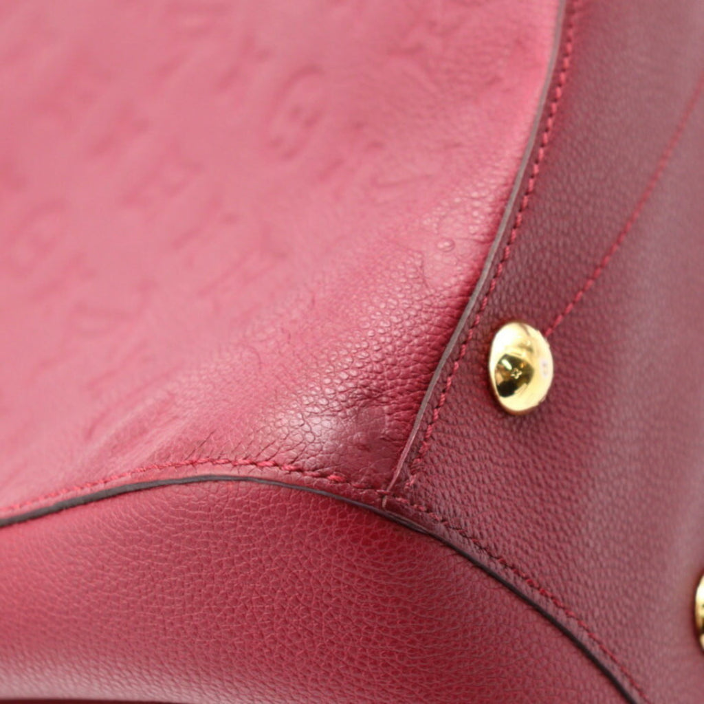 Sophisticated Copper Leather Handbag with Timeless Elegance