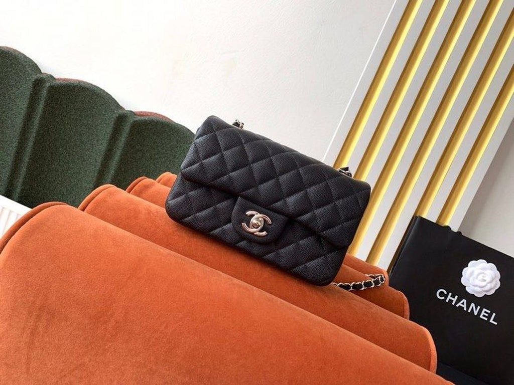 CHLSmall Classic Handbag Rose Gold Toned Hardware Black For Women, Women’s Bags, Shoulder and Crossbody Bags 7.8in/20cm A01113