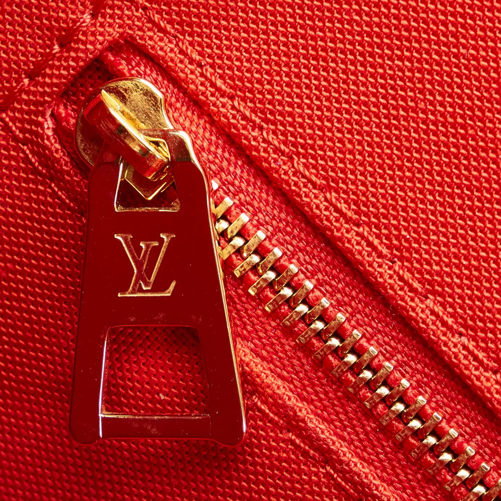 Monogram Giant On The Go