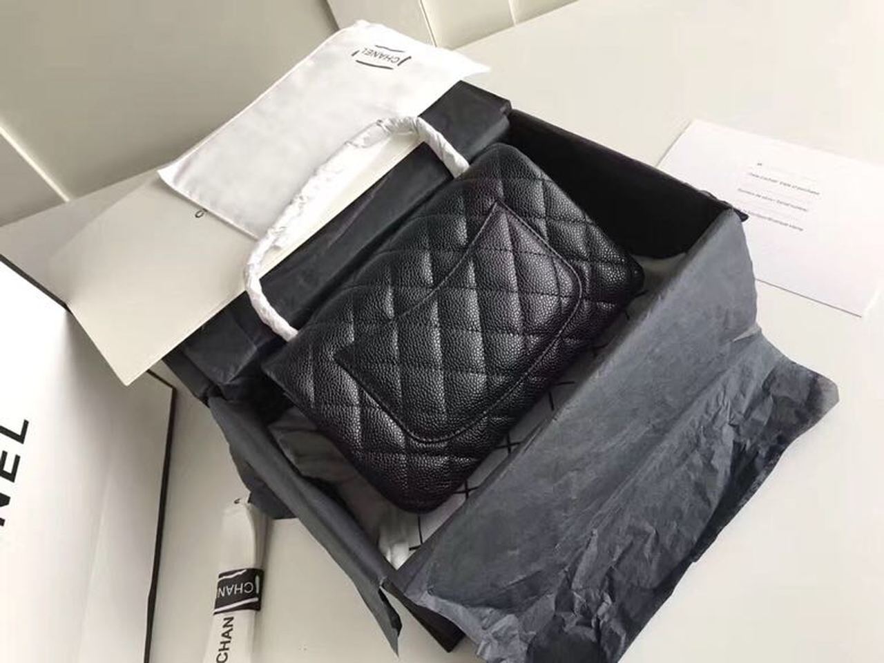 CHLSmall Classic Handbag Silver Hardware Black For Women Bags, Shoulder and Crossbody Bags 7.8in/20cm A01113
