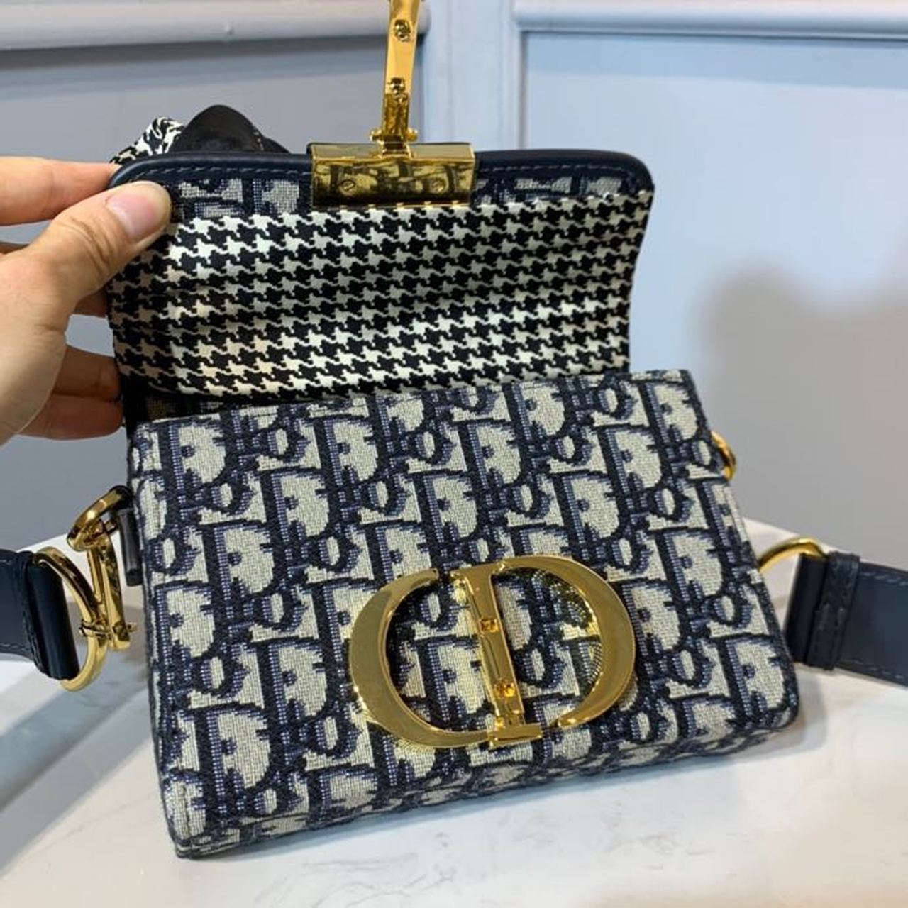 GLAMI 30 Montaigne Box Bag Blue Oblique For Women17.5cm/7in FD Gold Toned Hardware CD