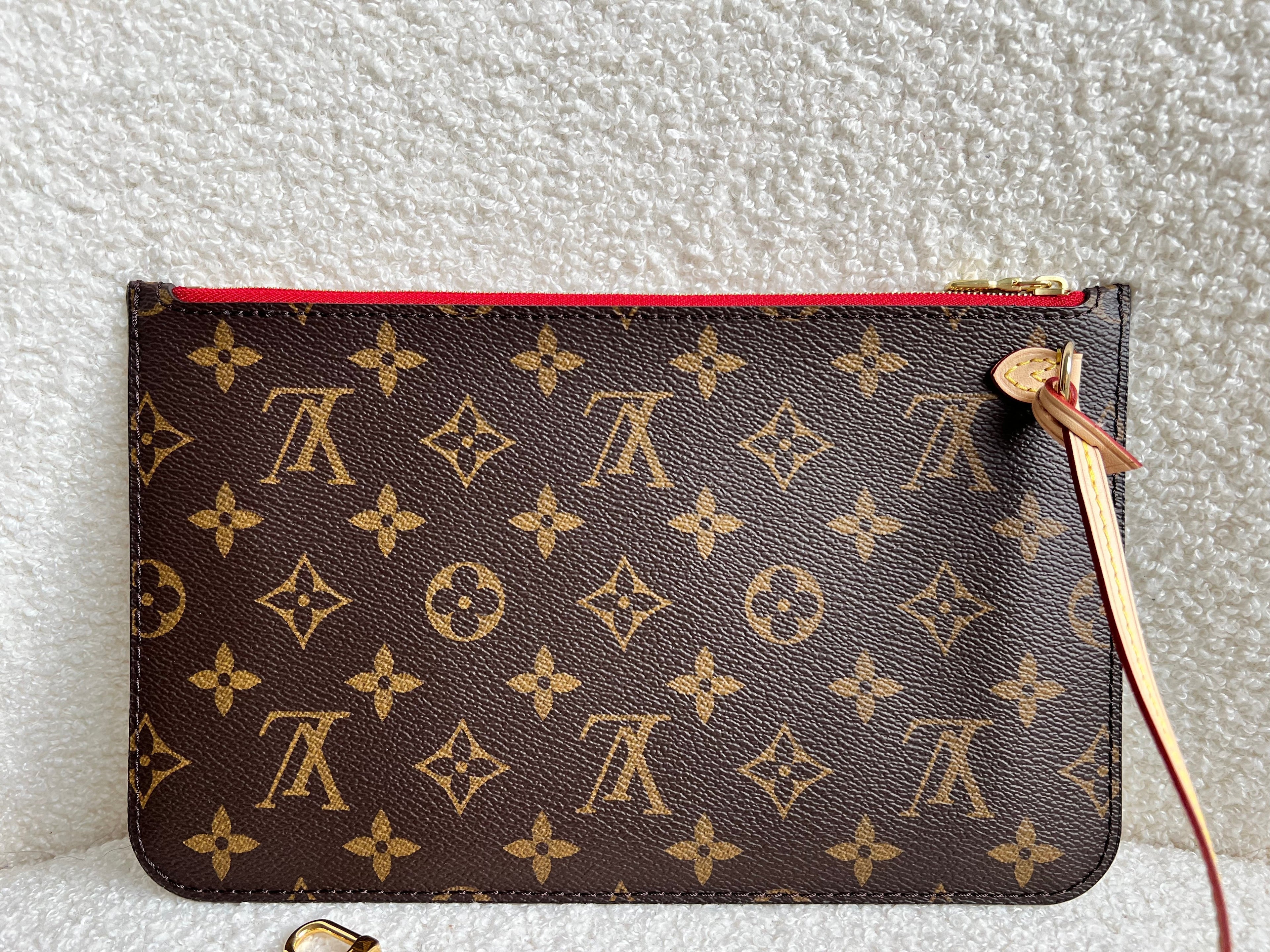 Louis Vuitton Pouch (from Neverfull MM) in Monogram