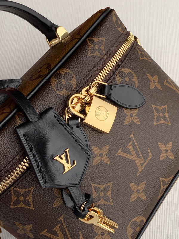 LOV2 Bags - Fashion Bags  2675
