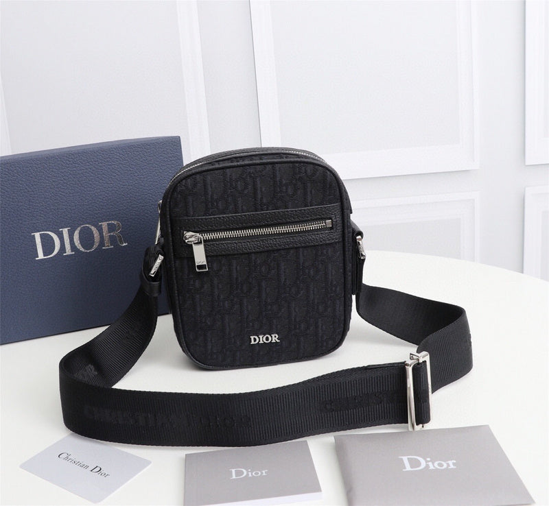 ELE - Dir Bags - 1536