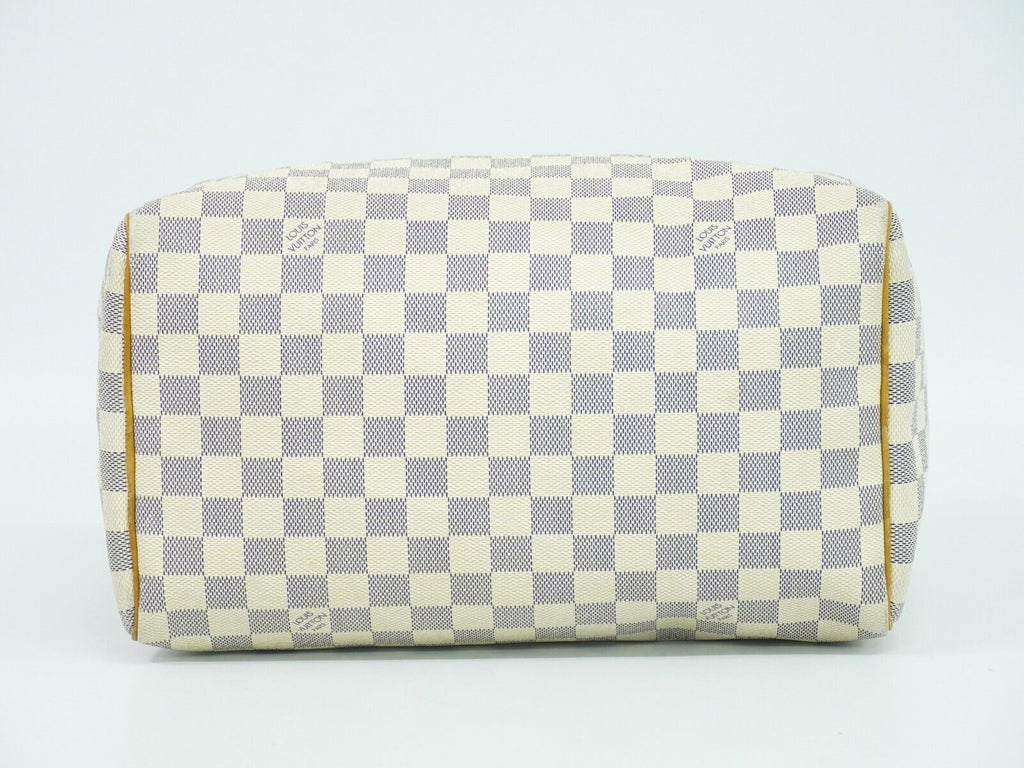 Louis Vuitton Speedy 30  Canvas Handbag