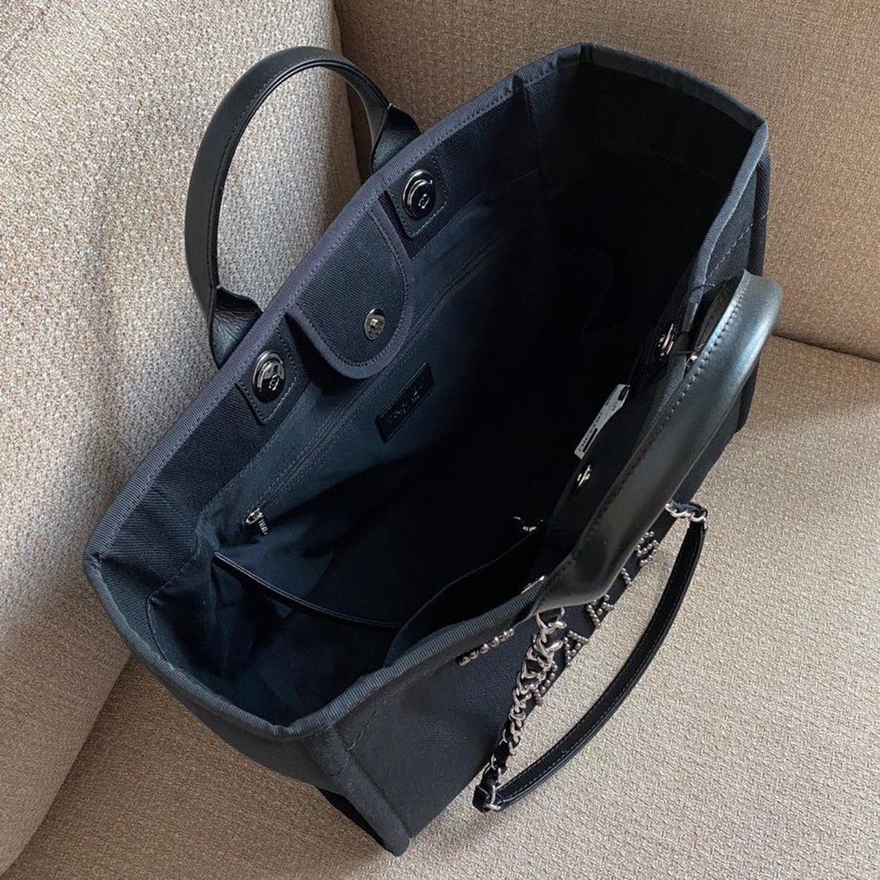 CHL Large Deauville Pearl Tote Bag Black For Women, Women’s Handbags, Shoulder Bags 15in/38cm A66941