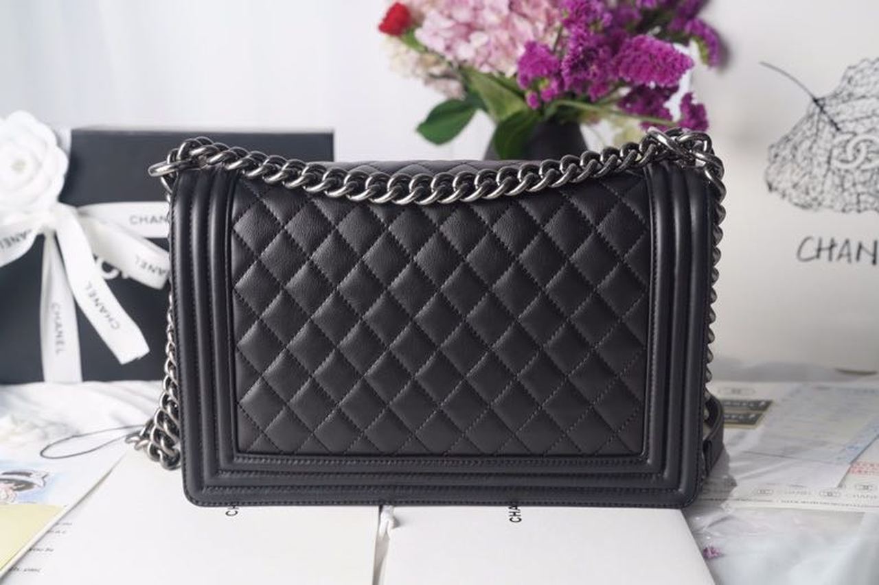 CHL LeBoy Bag 28cm Lambskin Leather Antique Silver Hardware Spring/Summer Collection, Black