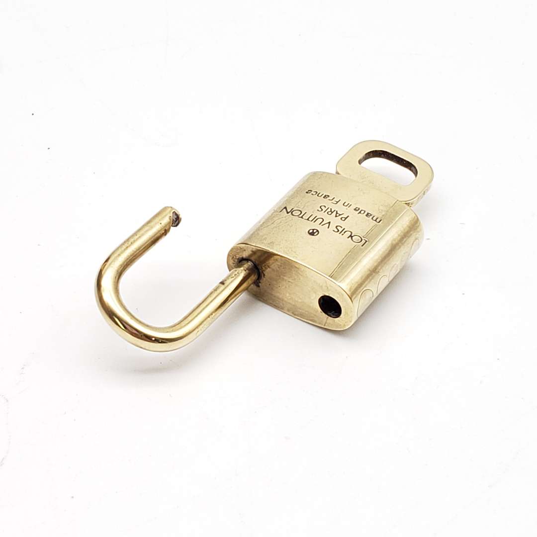 Louis Vuitton Gold Brash 1 Lock and 1 Key