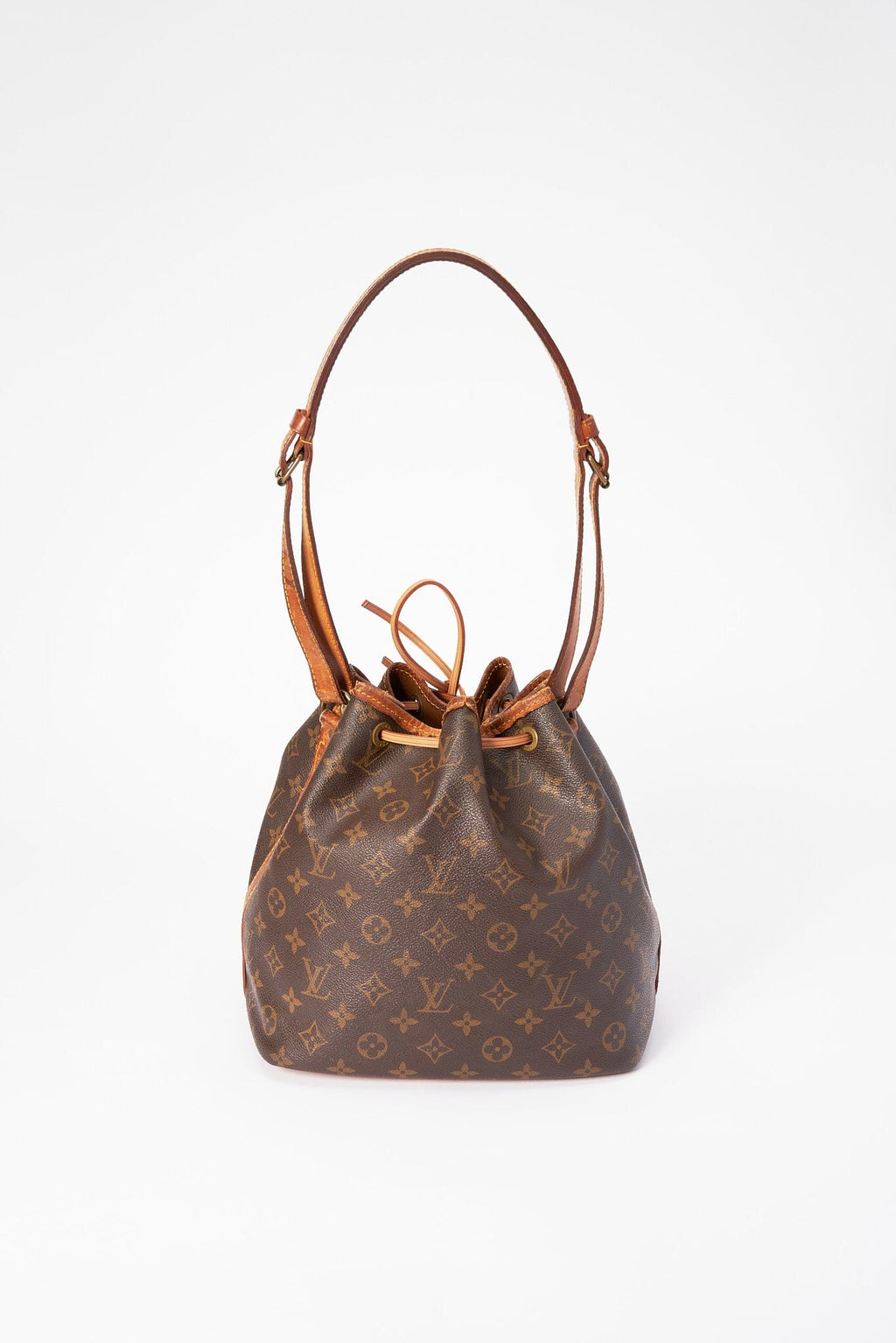 Louis Vuitton Petit NoÃƒÆ’Ã‚Â© Bag in Monogram Canvas