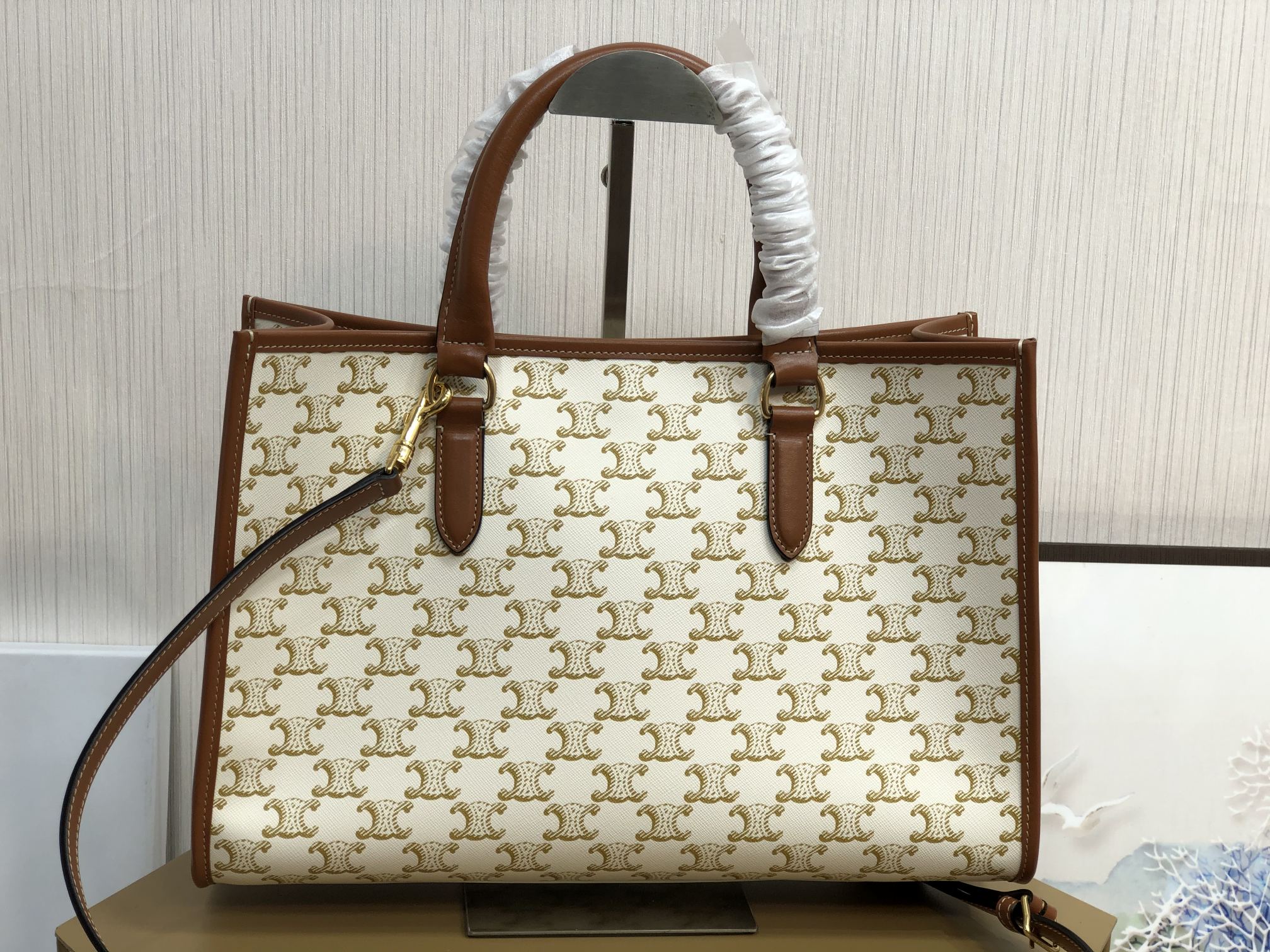 GLAMI Mini Horizontal Cabas In Triomphe Canvas White For Women 14in/35cm 199742BZJ.01BC