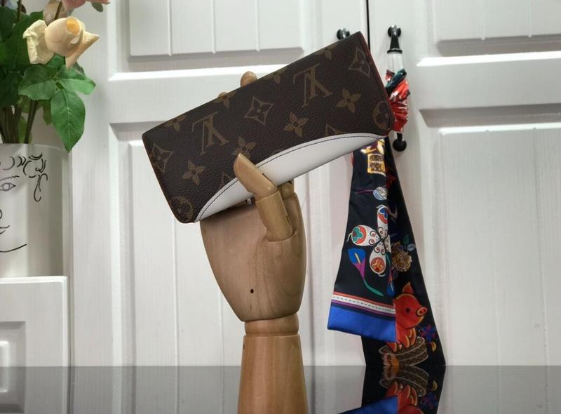 SAMC - LOV Bags - 2657