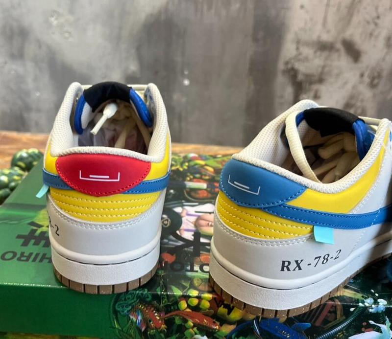 SAMC - NKE Shoes - 554