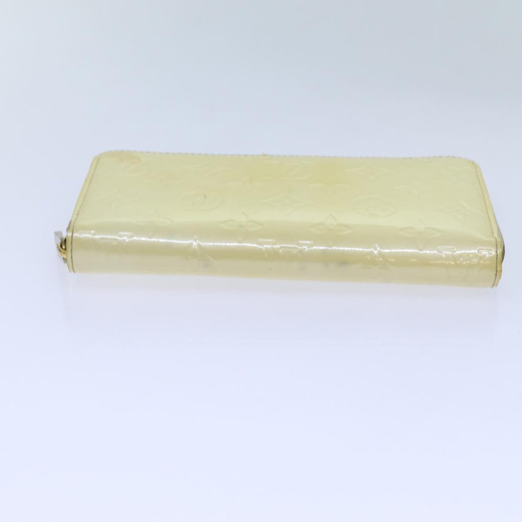 Luxurious Patent Leather Elegant Wallet with Metal Fittings