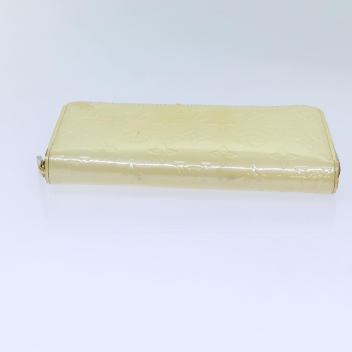 Luxurious Patent Leather Elegant Wallet with Metal Fittings