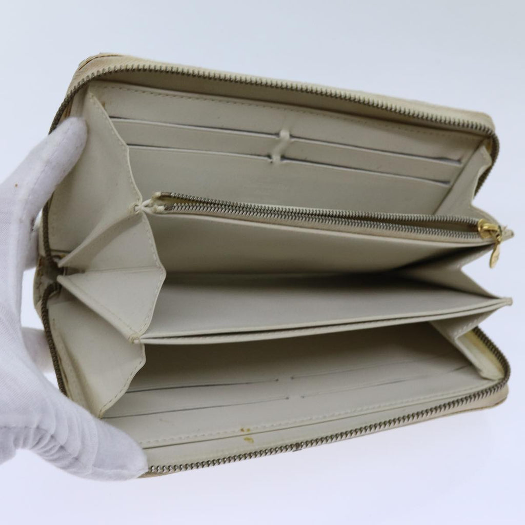 Luxurious Patent Leather Elegant Wallet with Metal Fittings