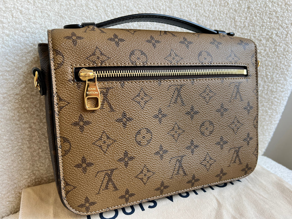 Louis Vuitton Pochette Metis Reverse Monogram (RRP £1,970)