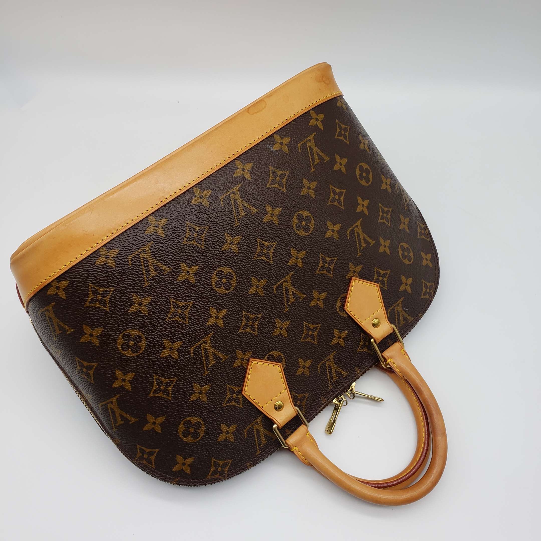 Louis Vuitton Monogram Alma PM Hand Bag