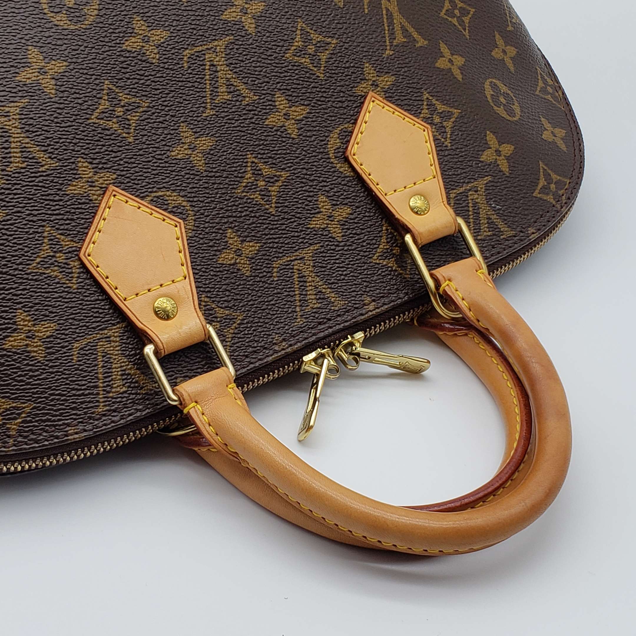 Louis Vuitton Monogram Alma PM Hand Bag
