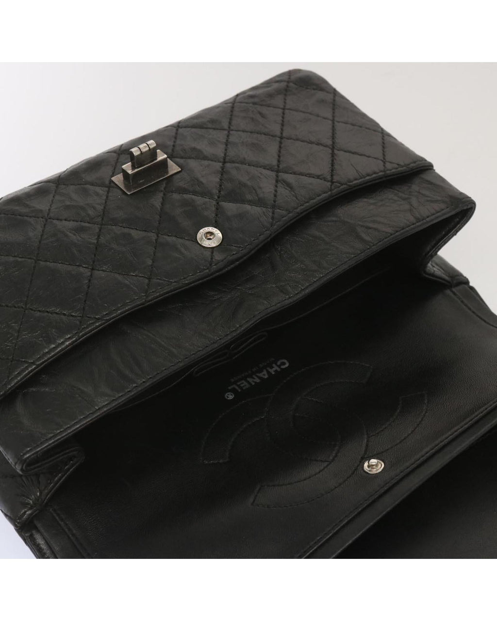 CHANEL Timeless Classic Flap Bag