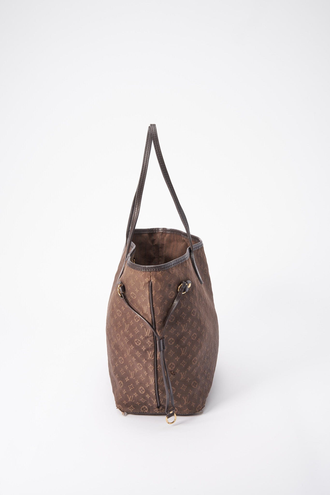 Louis Vuitton Neverfull MM in Monogram Canvas