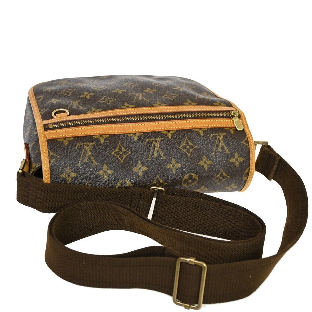 Louis Vuitton Bosphore  Canvas Shoulder Bag ()