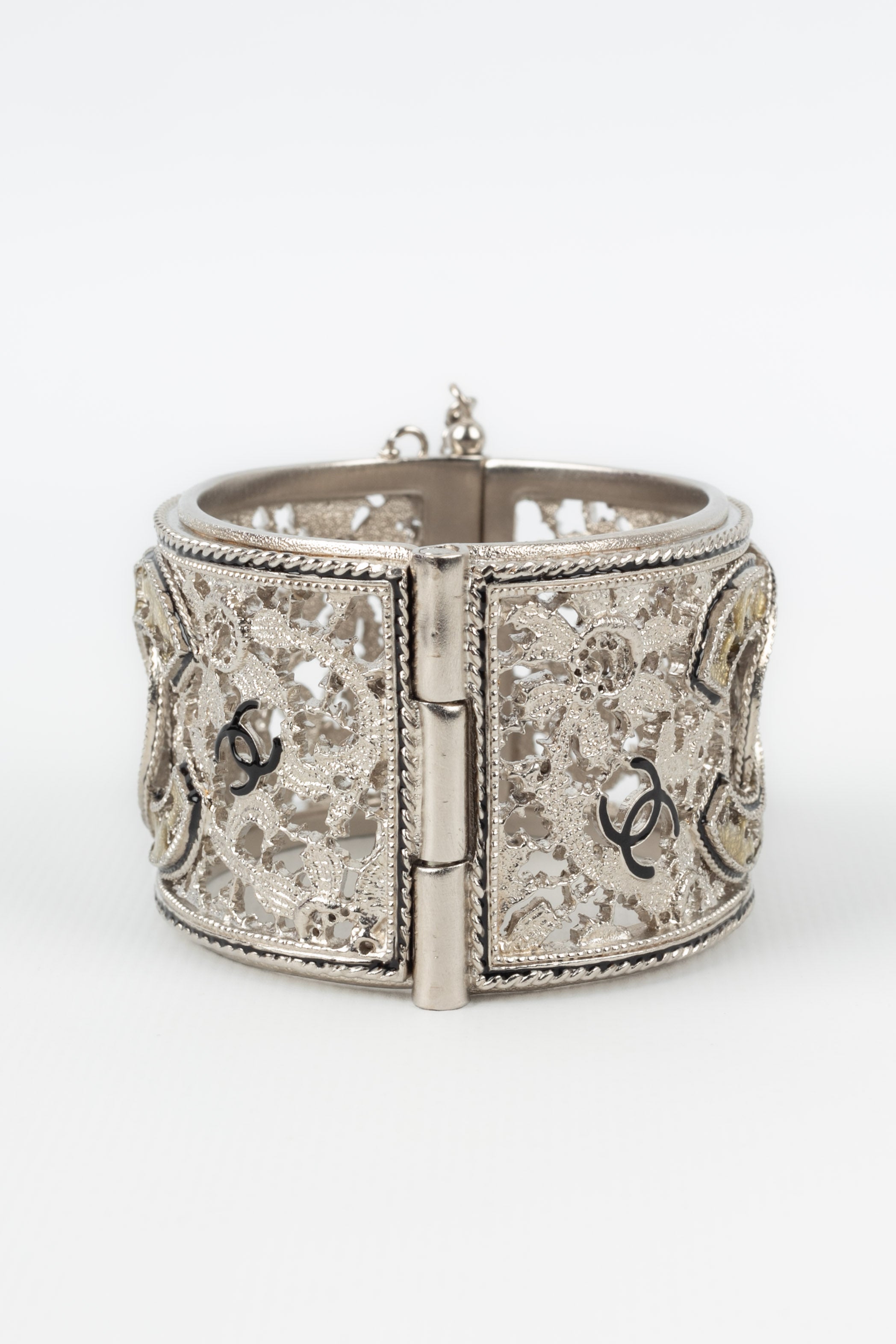 Bracelet manchette Chanel Automne 2010
