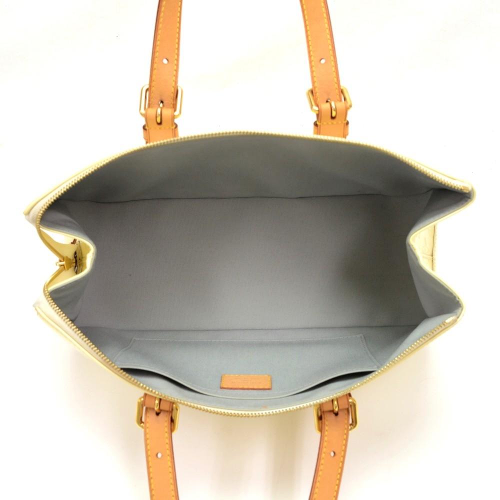 Louis Vuitto Rosewood Avenue Handbag