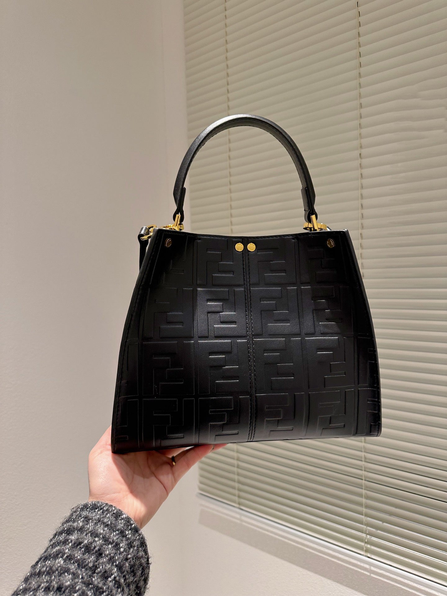 EN - Luxury Bags FEI 284