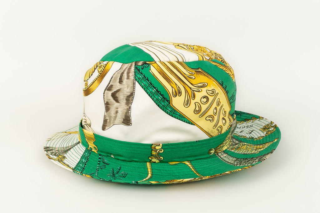 Chapeau en soie HermÃƒÆ’Ã‚Â¨s