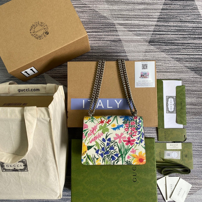 Glami - Glami Bags - 2010