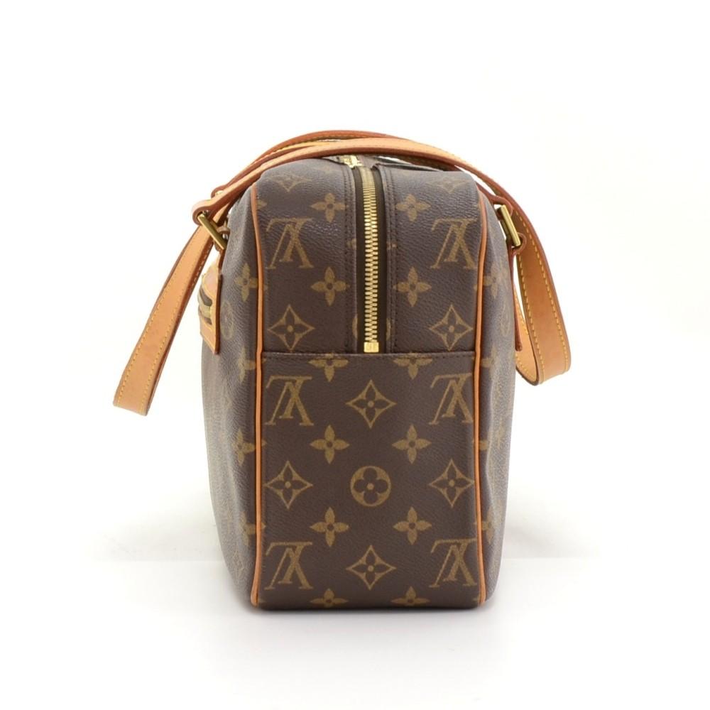 Louis Vuitto Cite GM Shoulder Bag