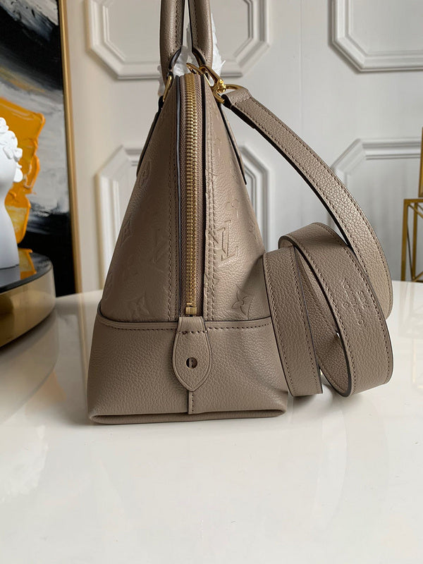 LOV2 Bags - Luxurious Bags  1855