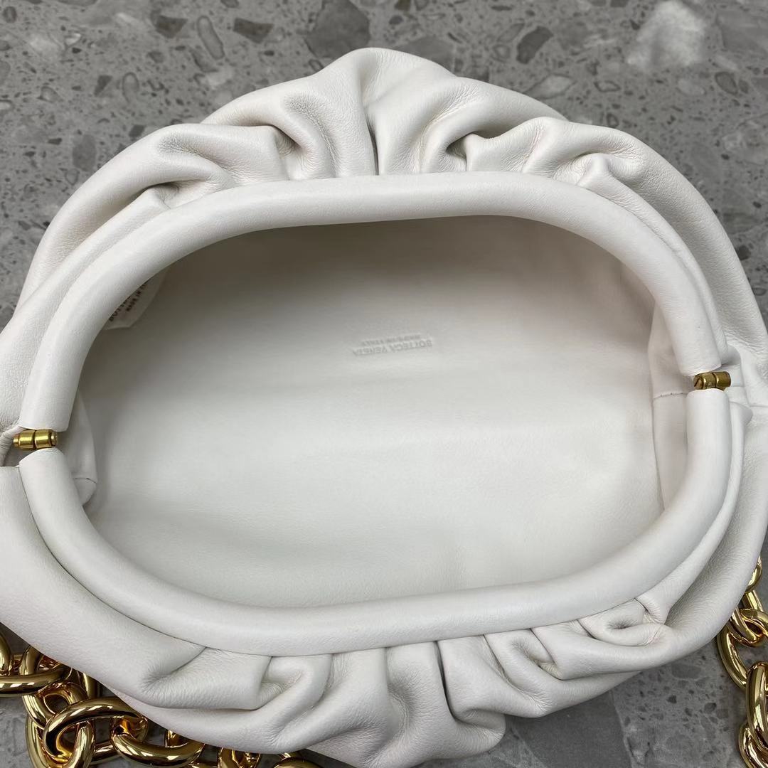 GLAMI Chain Pouch White, For Women, WomenÃƒÂ¢Ã¢â€šÂ¬Ã¢â€žÂ¢s Bags 12.2in/31cm