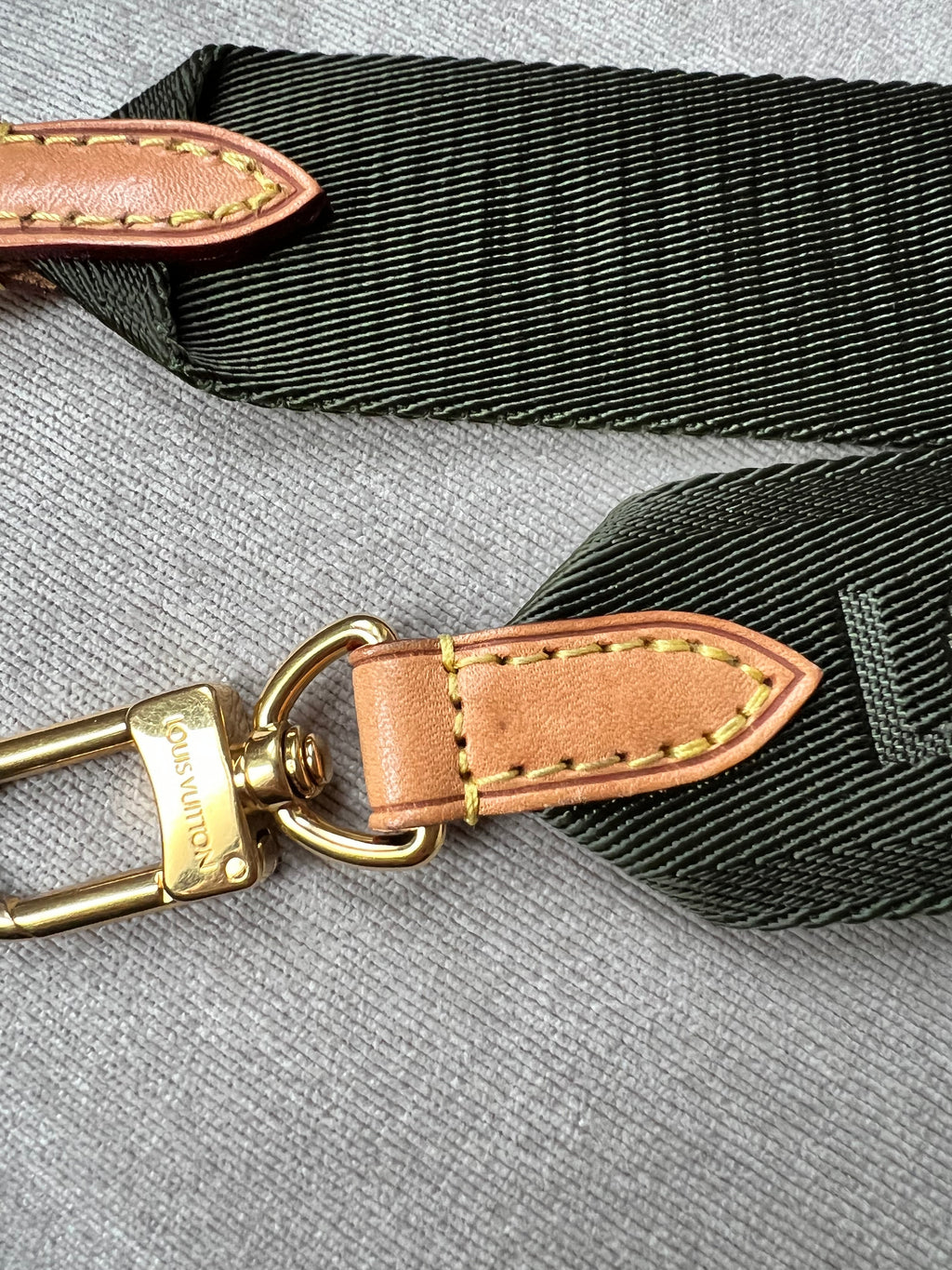 Louis Vuitton Multi Pochette Accessoires Khaki (RRP £1970)