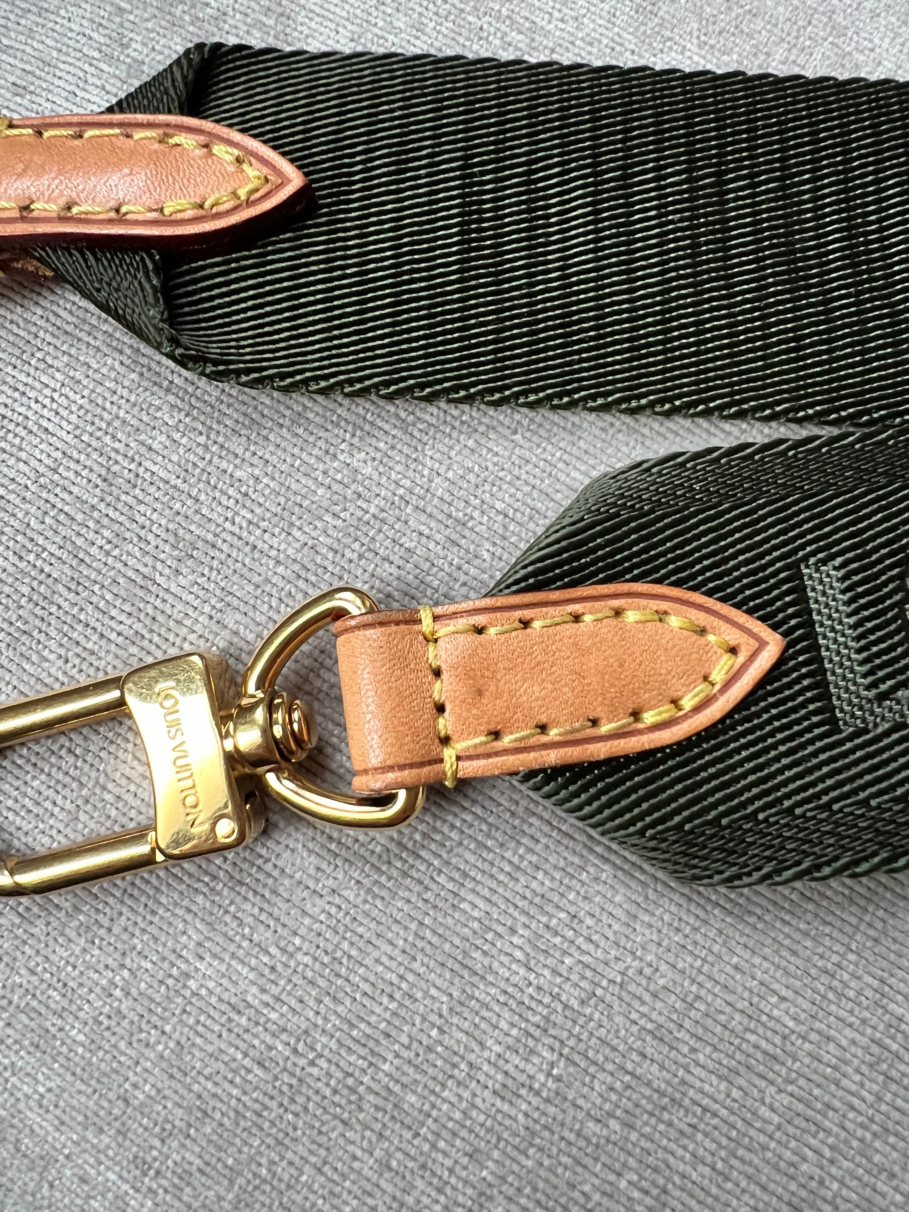 Louis Vuitton Multi Pochette Accessoires Khaki (RRP £1970)