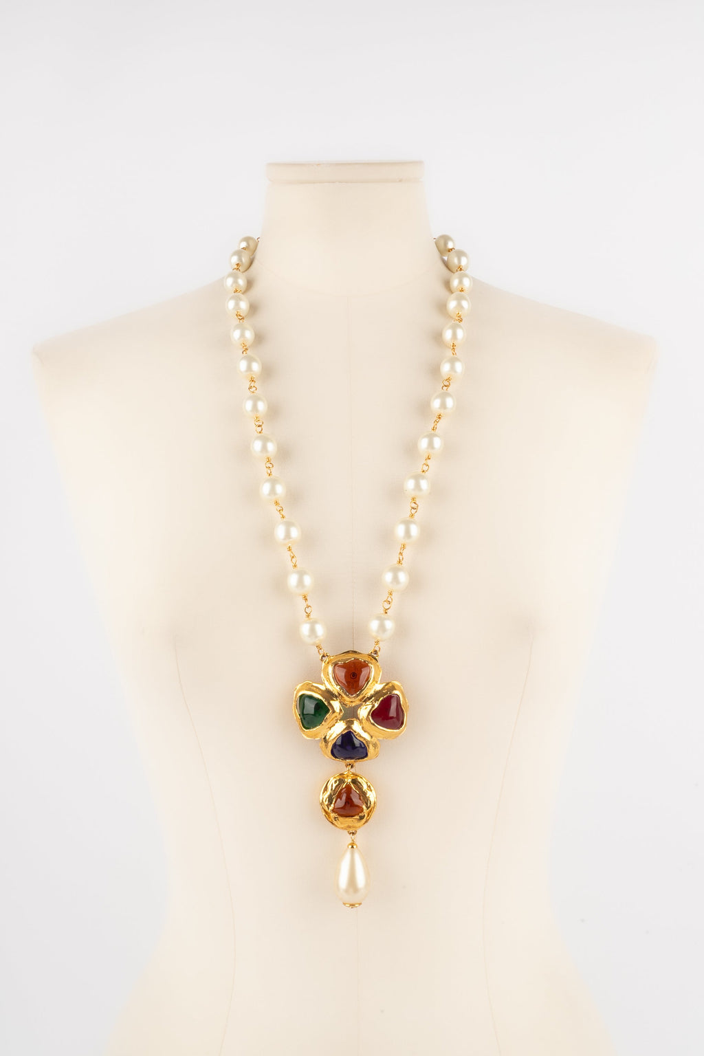 Collier Chanel 1990's