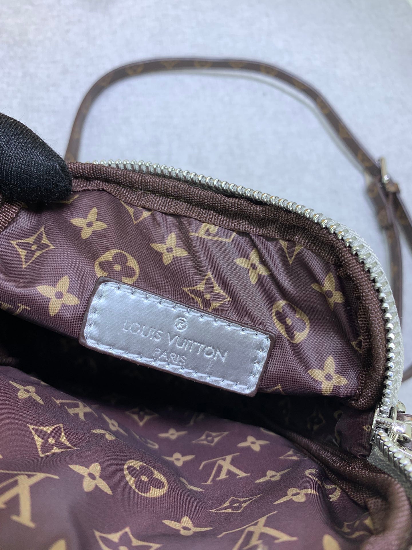 EN - New Bag LUV 622