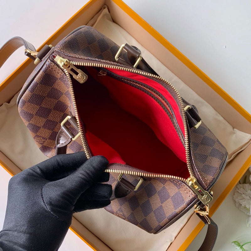 LOV2 Bags - Fashion Bags  2661