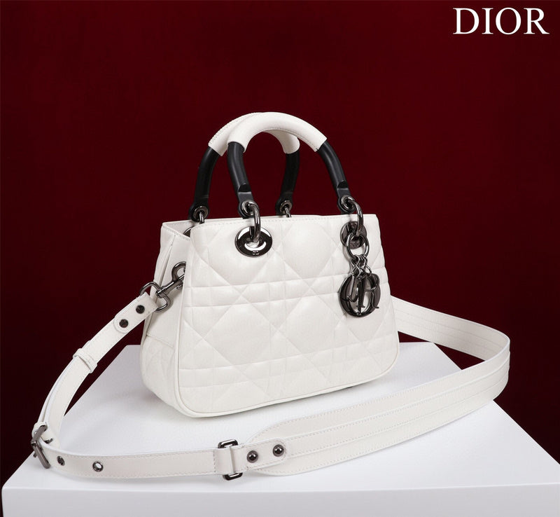 ELE - Dir Bags - 1786