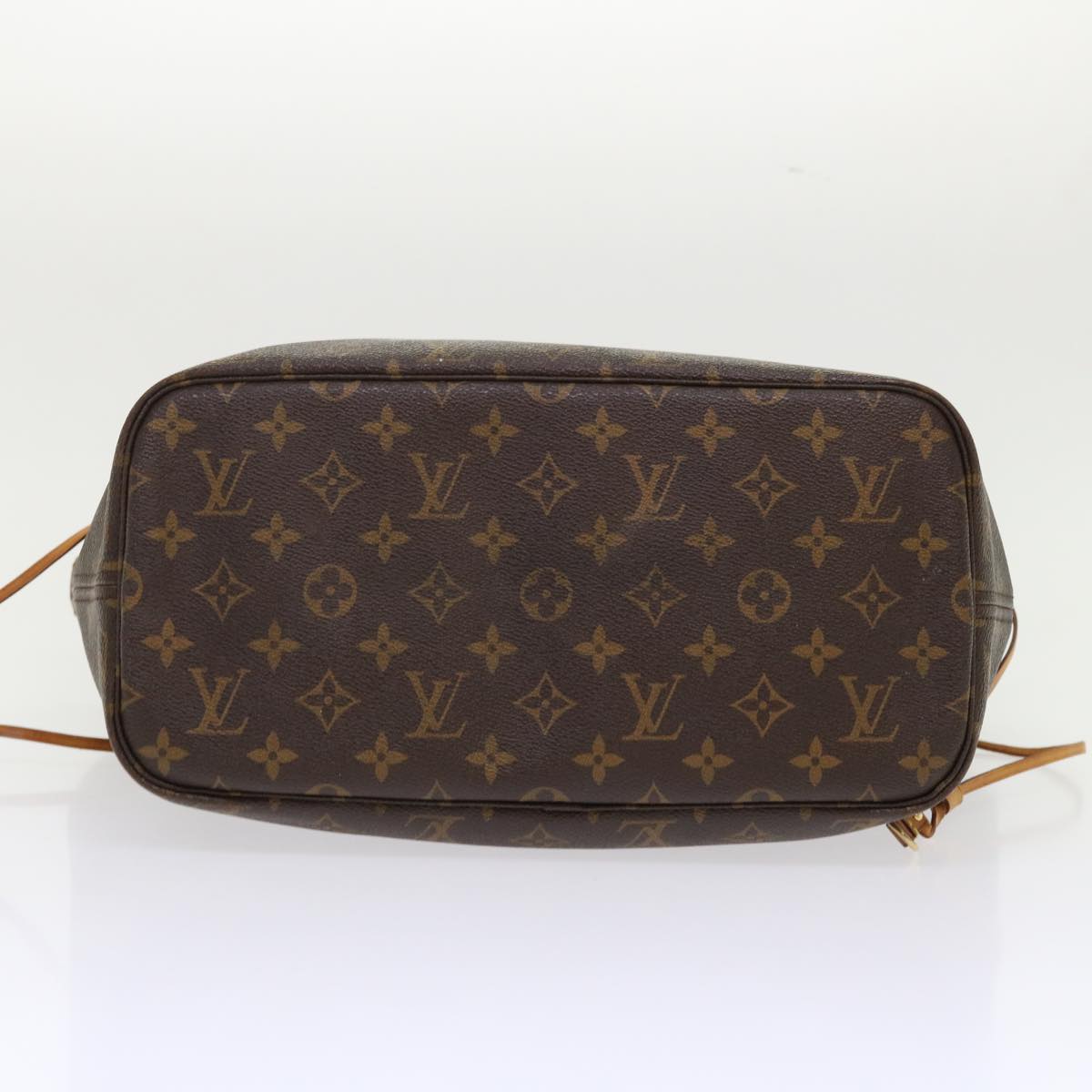 Louis Vuitton Neverfull MM Tote